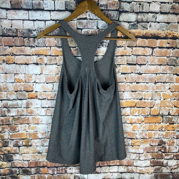 Under Armour Heat Gear Racerback Tank Top - Picture 2 of 5